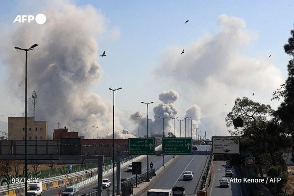 Zimbabwe evacuated embassy staff from Iran, cricket team finally heads home