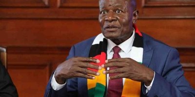 Zimbabwe Government Lifts Land Use Restrictions